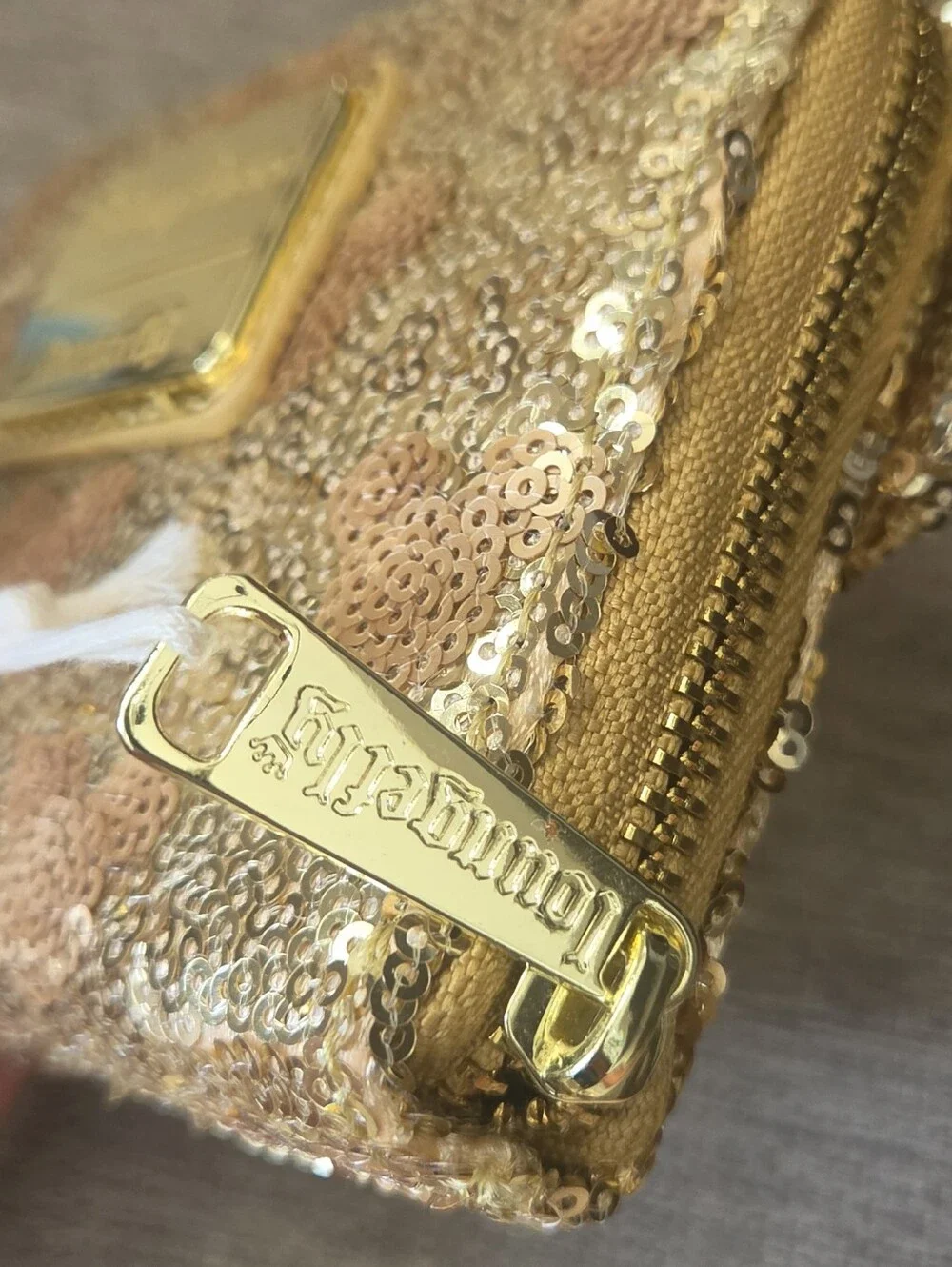 Disney Parks Loungefly Gold Sequin Minnie Mouse Zip Wallet NWT Exclusive - Picture 5 of 12
